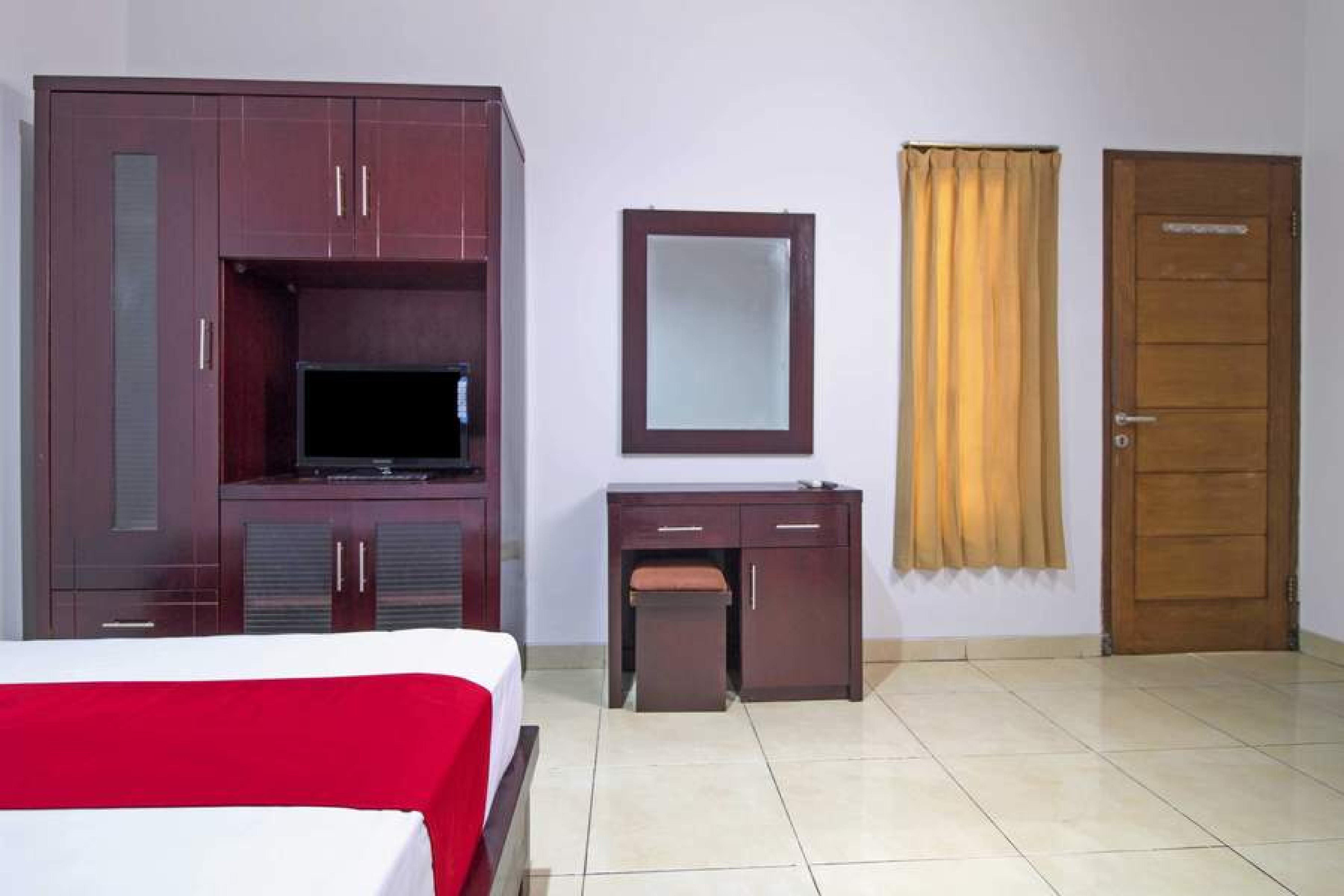 Reddoorz @ Pangeran Antasari 2 Hotell Cilandak  Exteriör bild