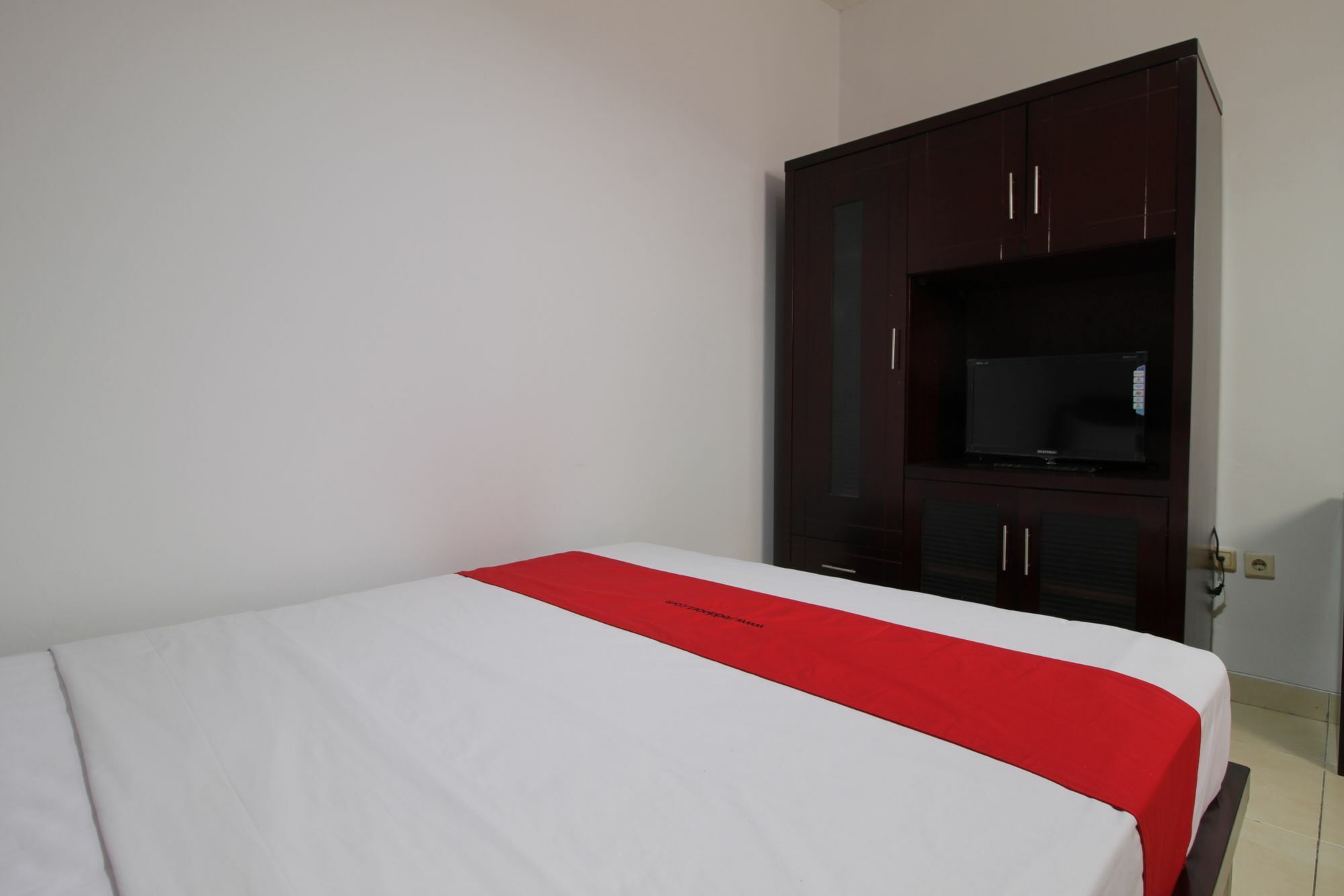 Reddoorz @ Pangeran Antasari 2 Hotell Cilandak  Exteriör bild